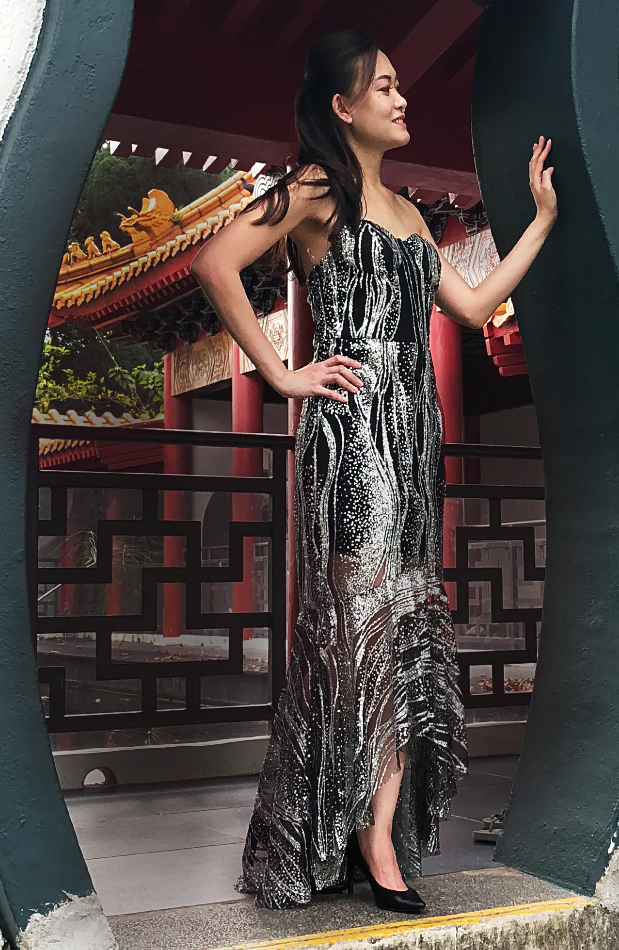 Black Sweetheart Strapless Tube Sparkly Maxi Fishtail Dress Gown with Silver Glitter